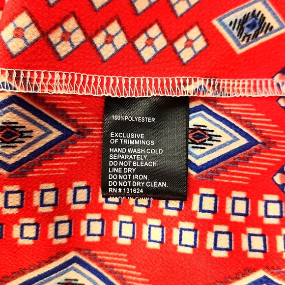 Calessa Red  White Blue Patterned Flowy Top - Picture 7 of 9